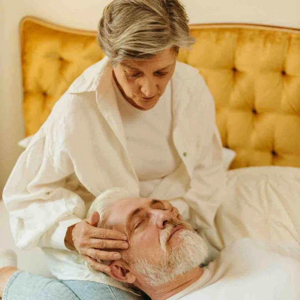 group couples massage classes