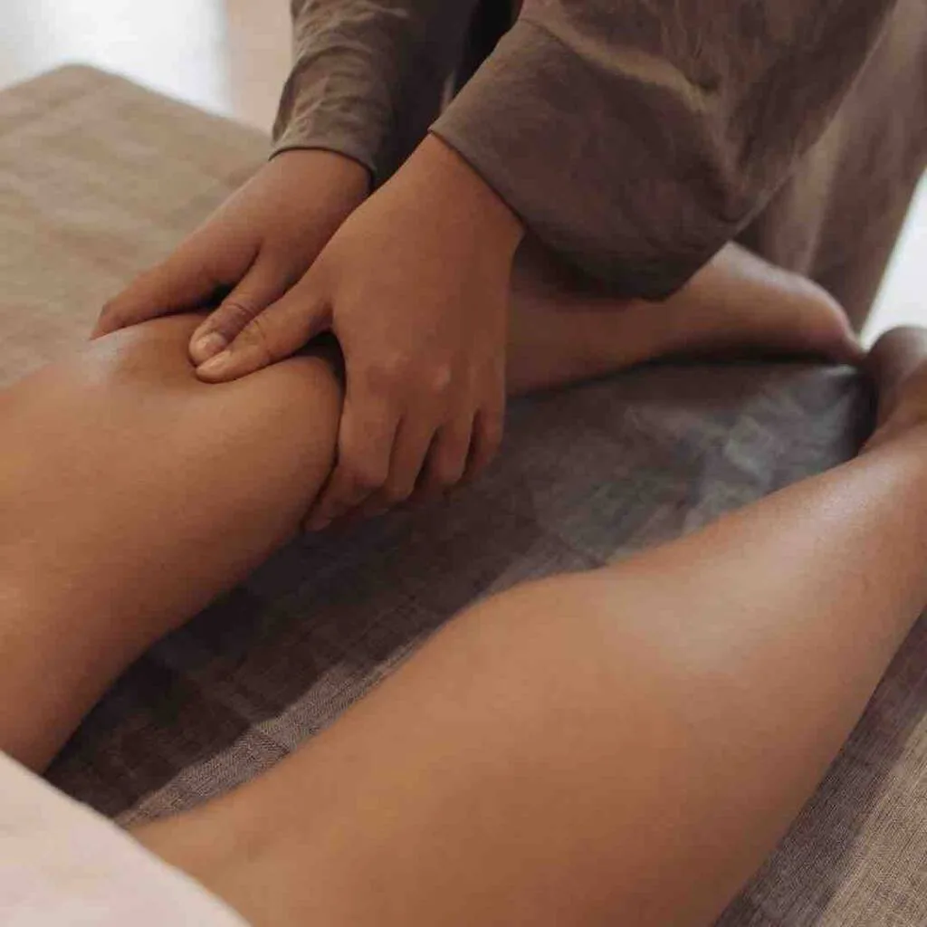 group couples massage classes